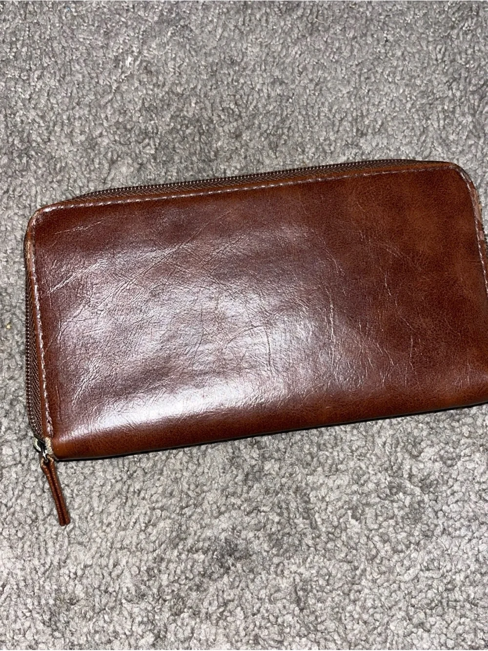 Kenneth Cole Reaction Brown Leather Zip Wallet with Front Pocket